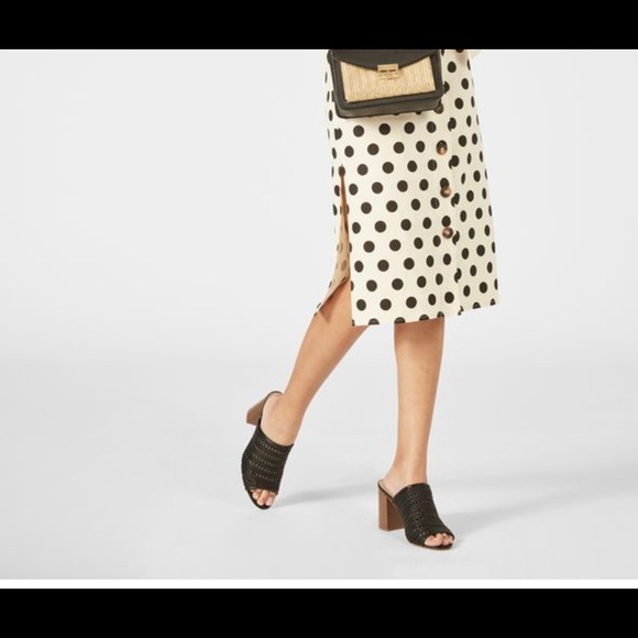 Shela Woven Heeled Sandal JUSTFAB - Picture 6 of 6